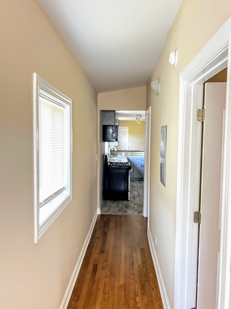 5328 W Leland Avenue #2, Chicago, IL 60630