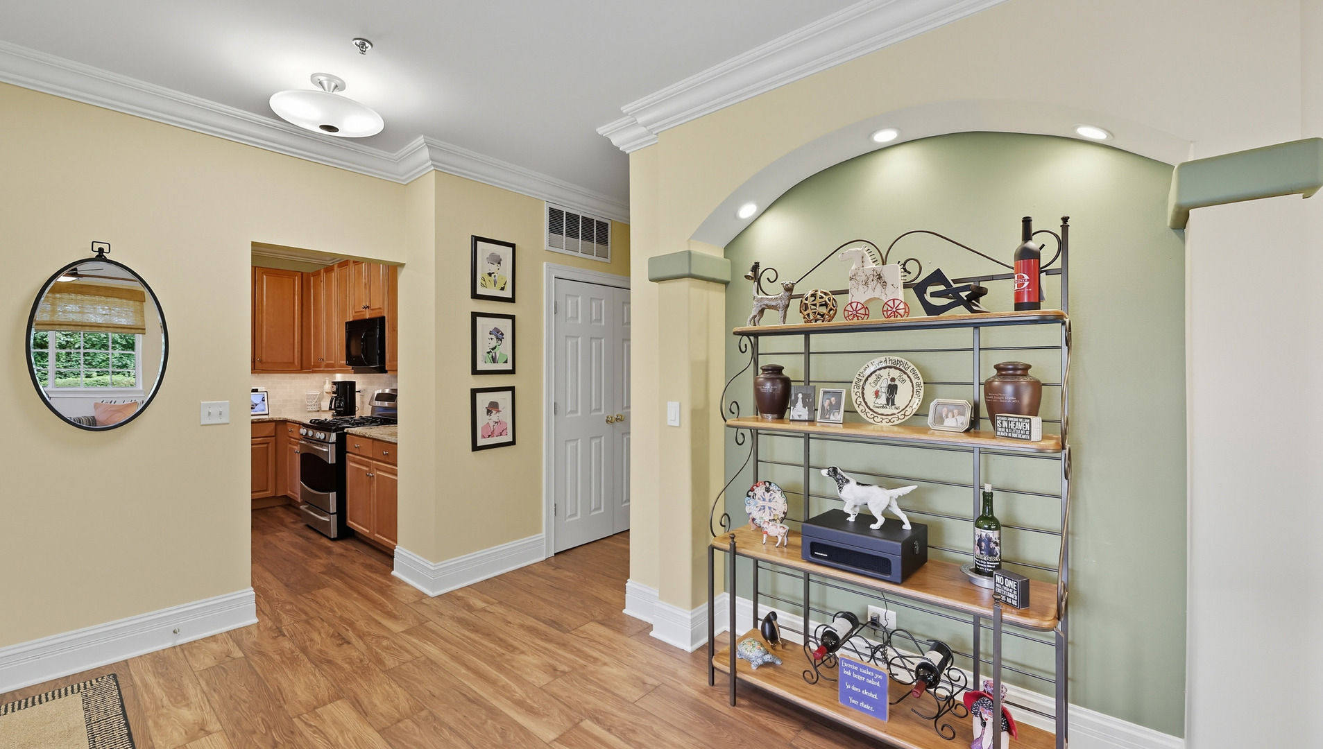 2550 Camberley Circle #5-810, Westchester, IL 60154