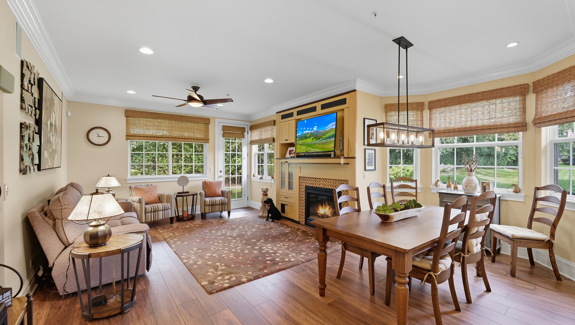 2550 Camberley Circle #5-810, Westchester, IL 60154