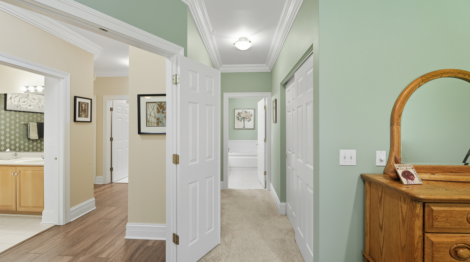 2550 Camberley Circle #5-810, Westchester, IL 60154