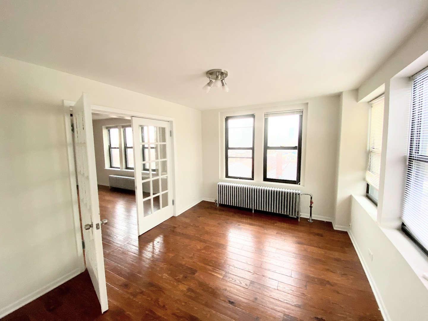 3933 N Clarendon Avenue #701PH, Chicago, IL 60613