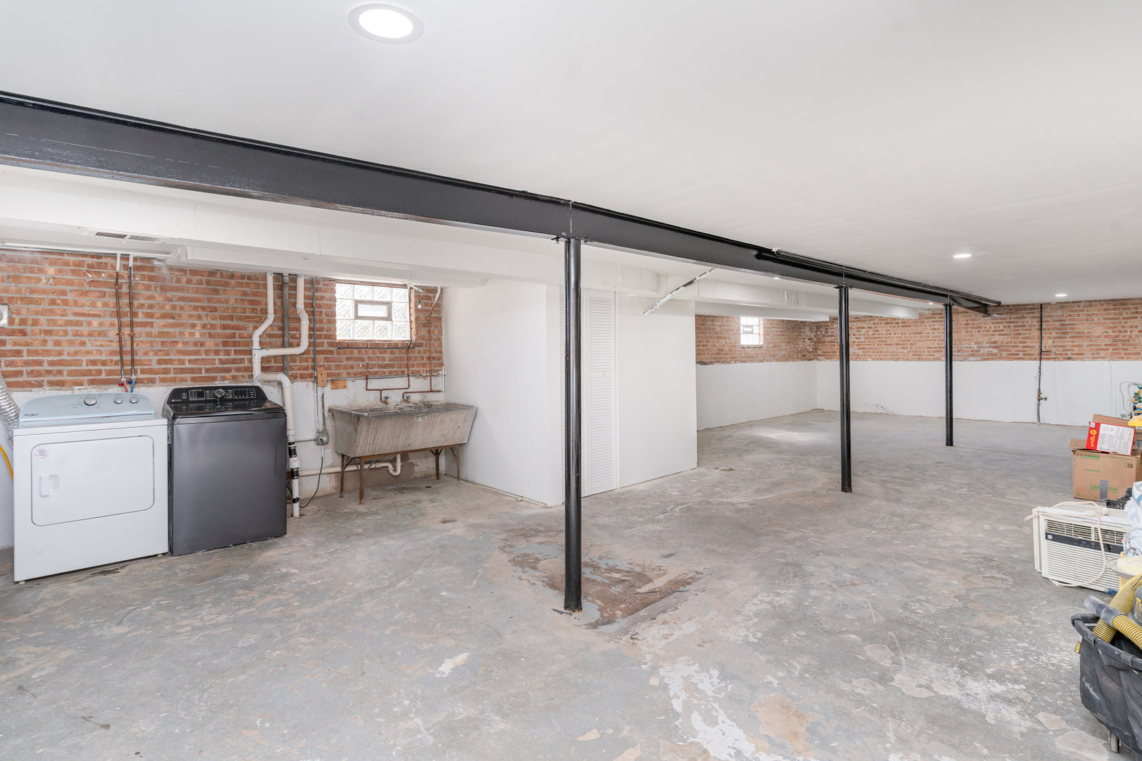 9745 S Wentworth Avenue, Chicago, IL 60628