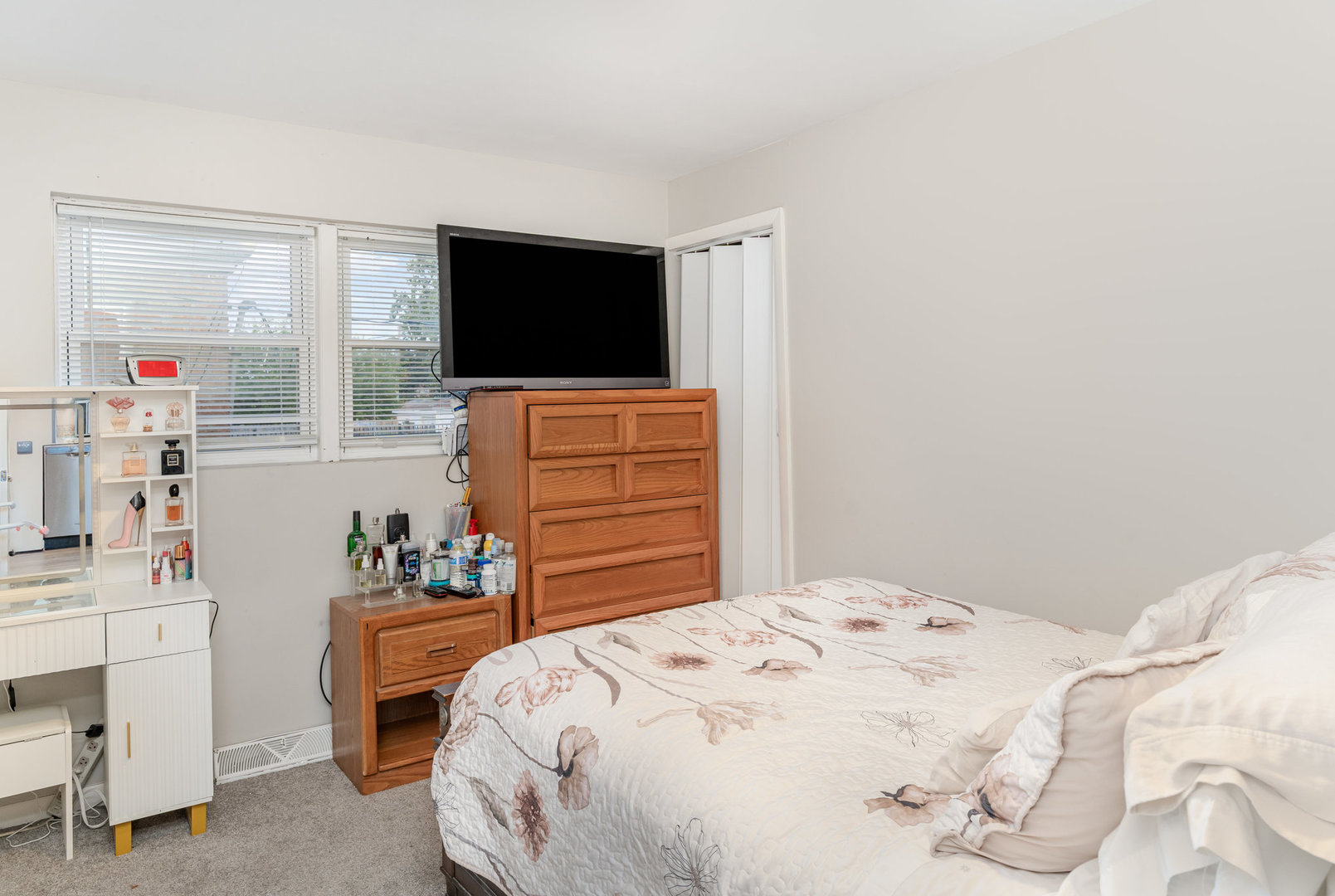 9745 S Wentworth Avenue, Chicago, IL 60628