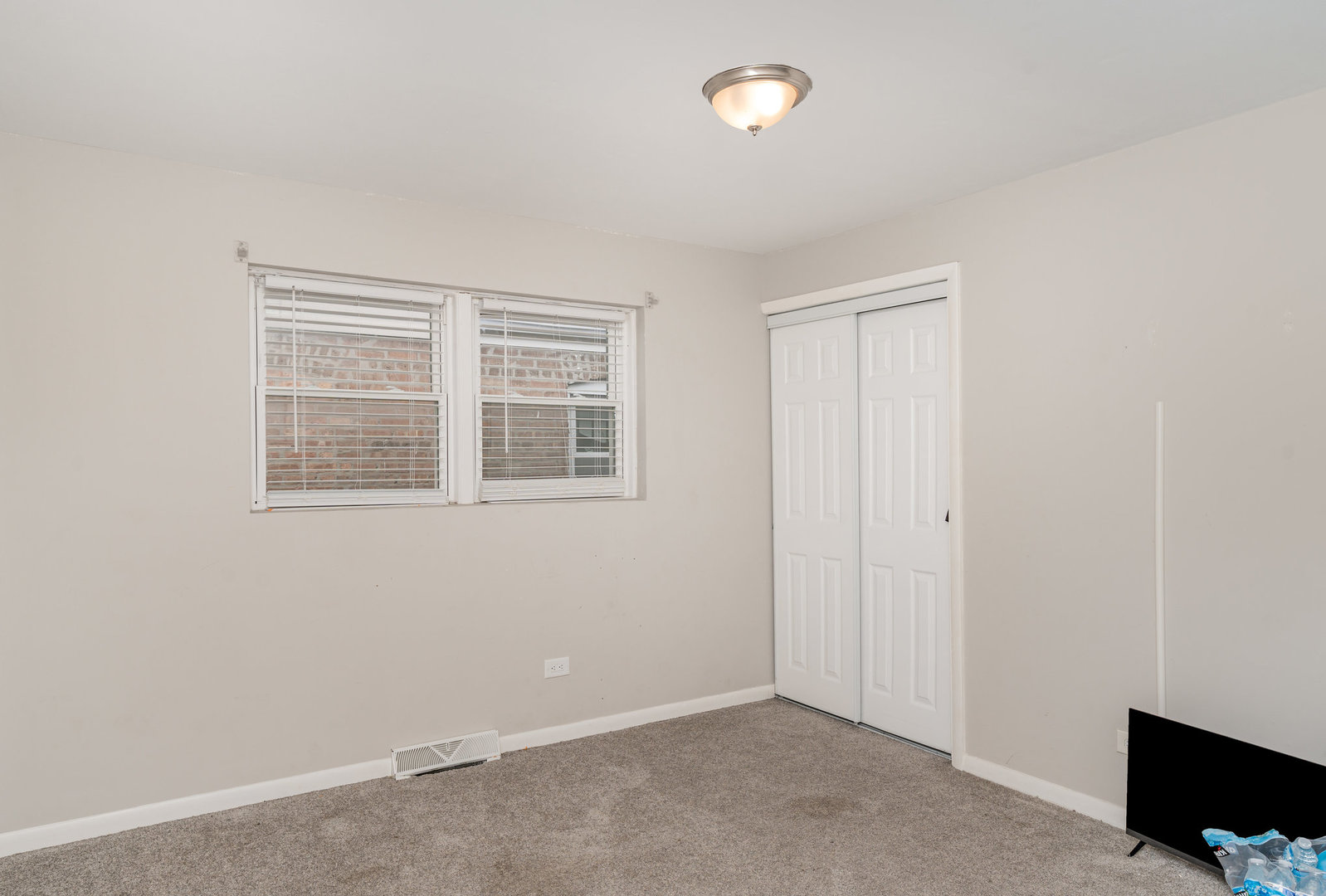 9745 S Wentworth Avenue, Chicago, IL 60628