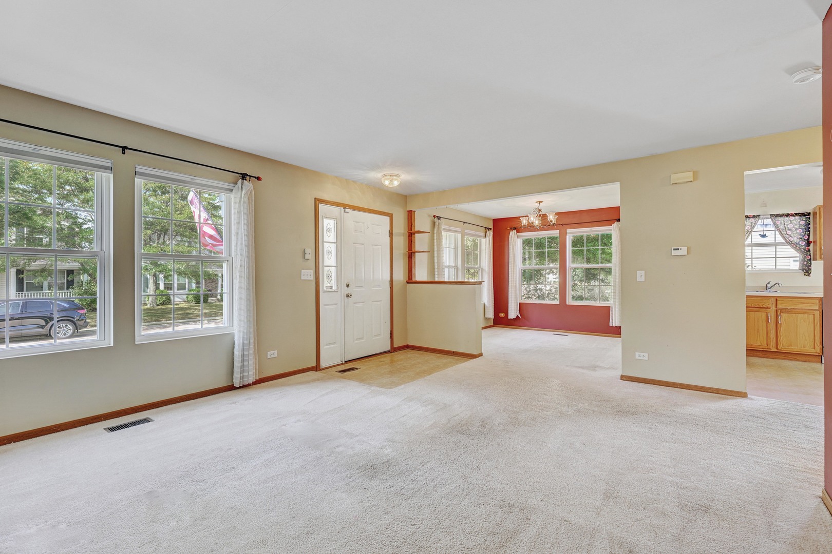 94 Waterbury Circle, Oswego, IL 60543