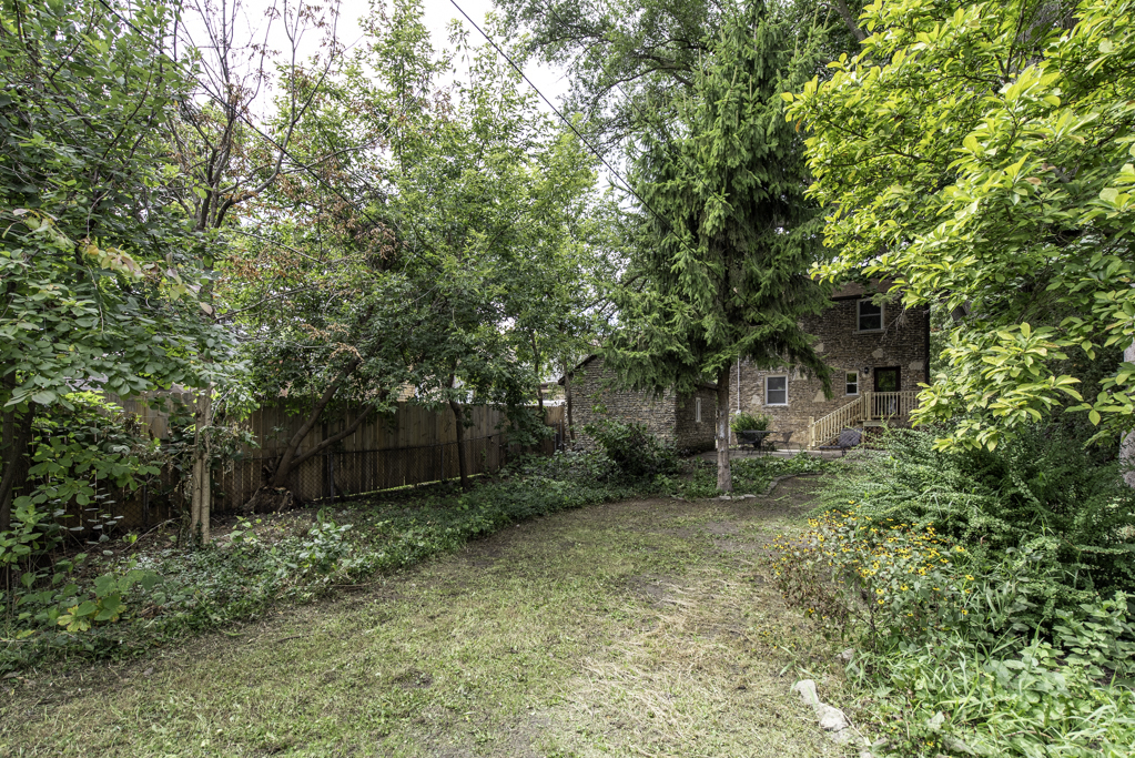 1335 Chestnut Street, Waukegan, IL 60085