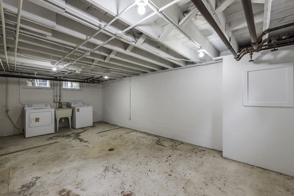 1335 Chestnut Street, Waukegan, IL 60085