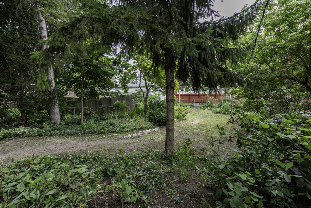 1335 Chestnut Street, Waukegan, IL 60085