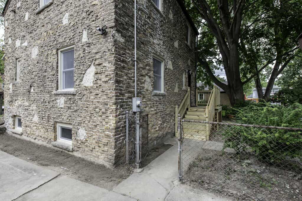1335 Chestnut Street, Waukegan, IL 60085