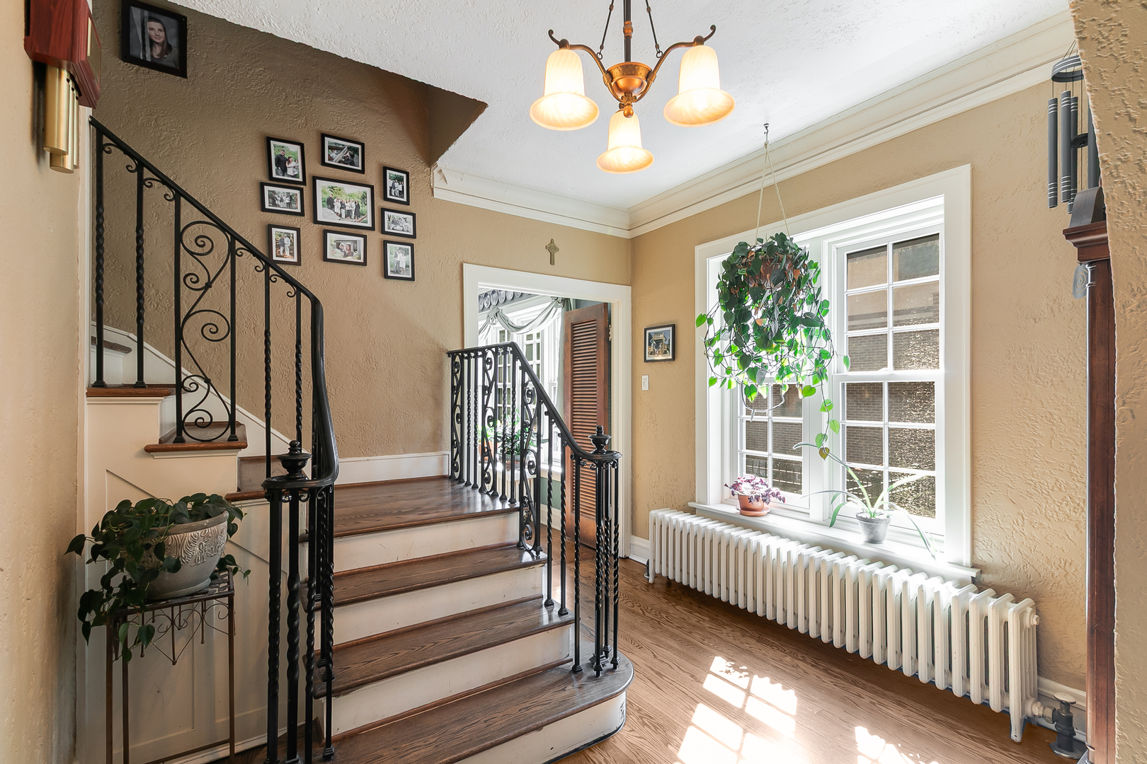 10337 S Hamilton Avenue, Chicago, IL 60643