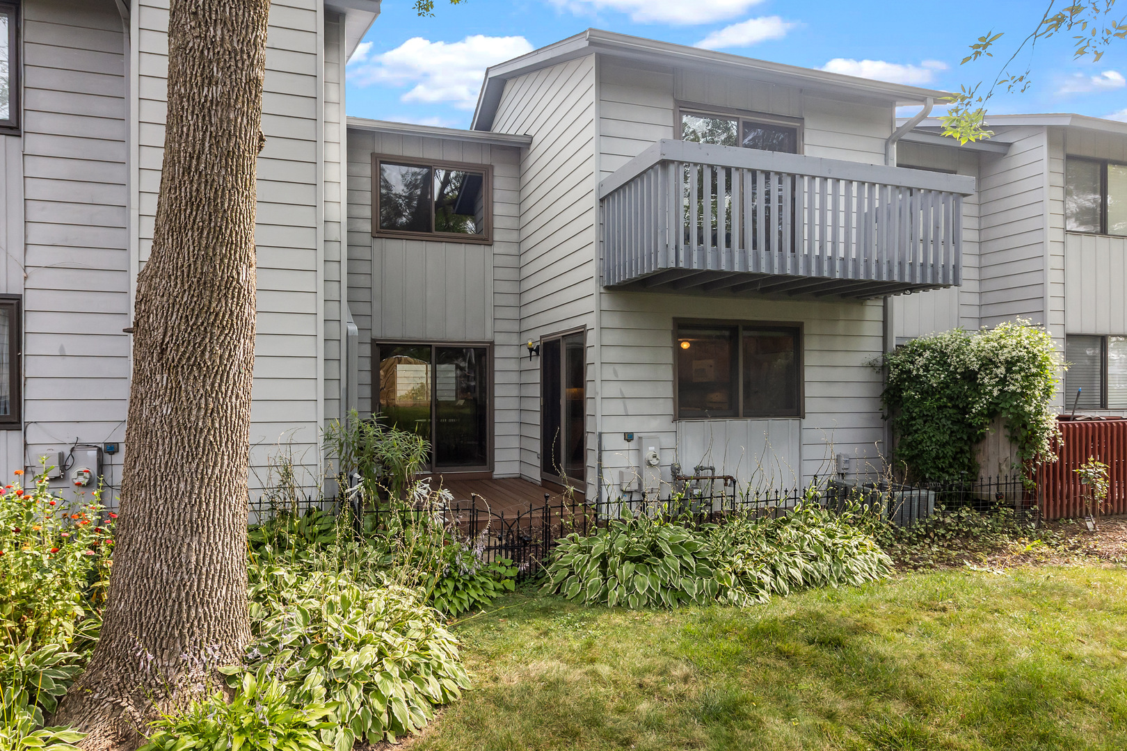 139 Windsor Drive #123, Vernon Hills, IL 60061