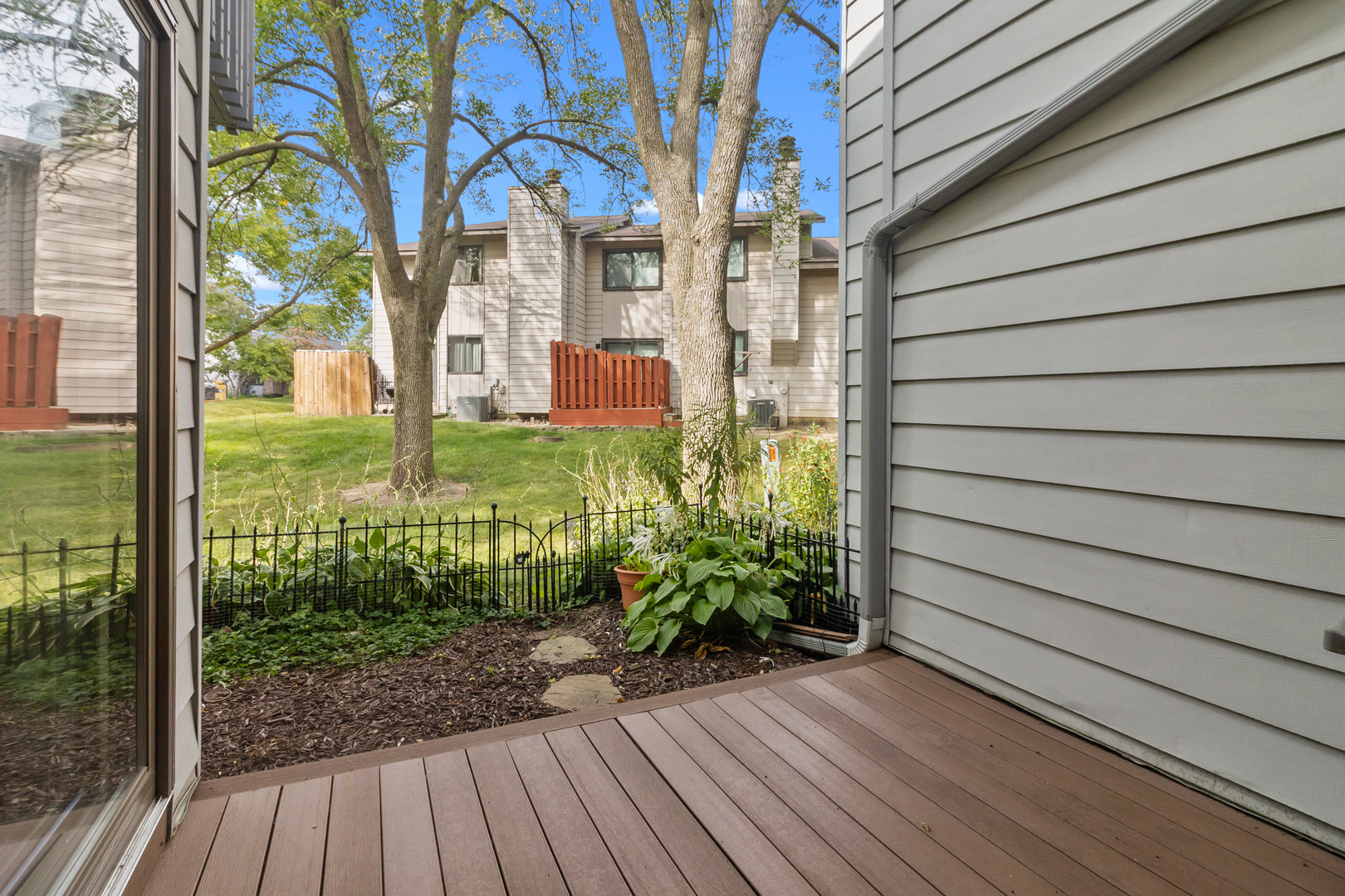 139 Windsor Drive #123, Vernon Hills, IL 60061