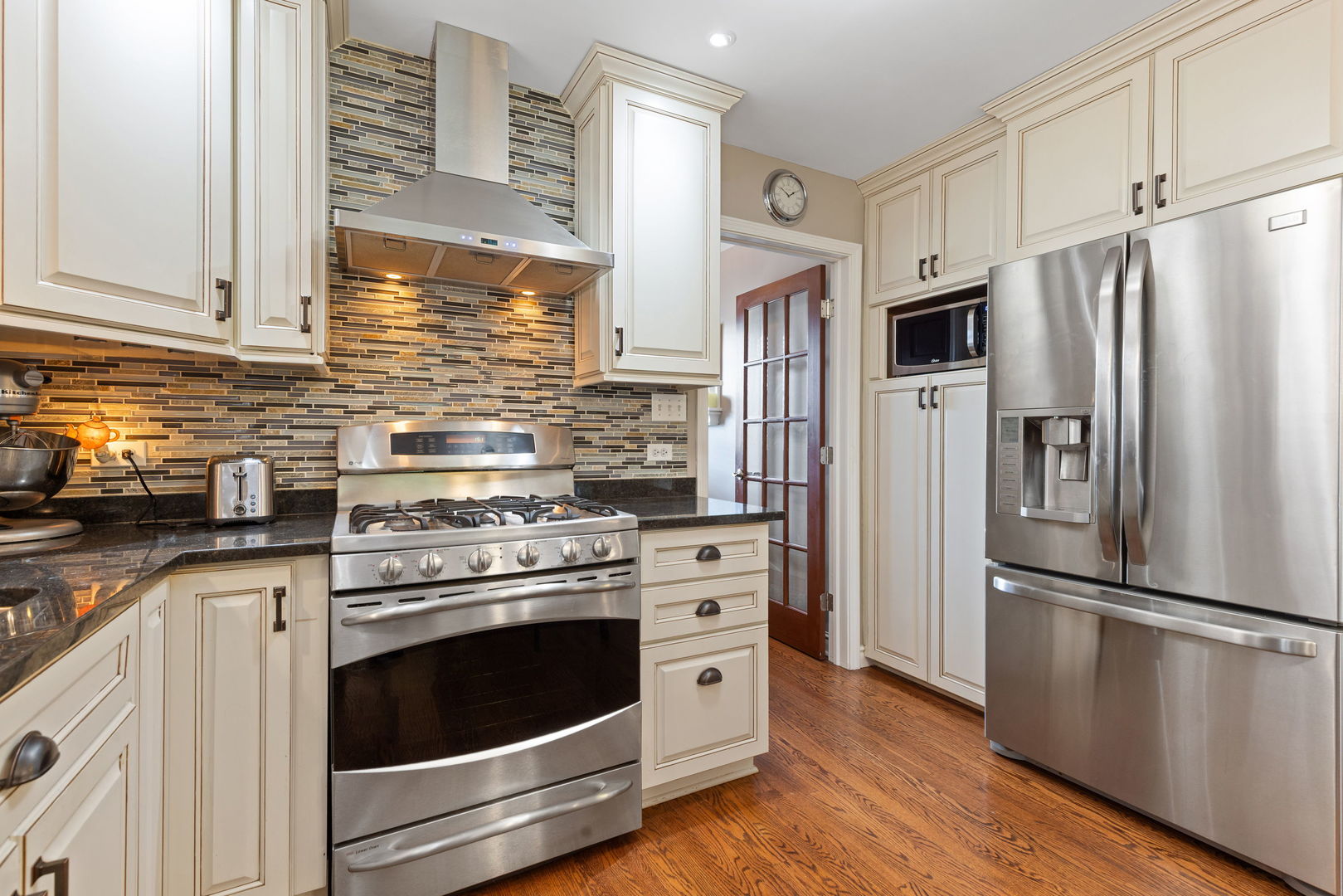 10240 S Whipple Street, Chicago, IL 60655