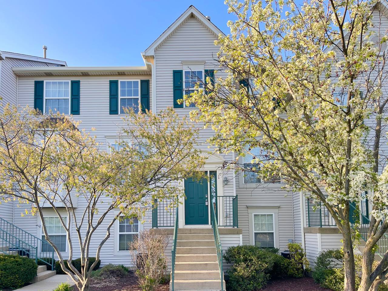 1991 Grandview Place #1991, Montgomery, IL 60538