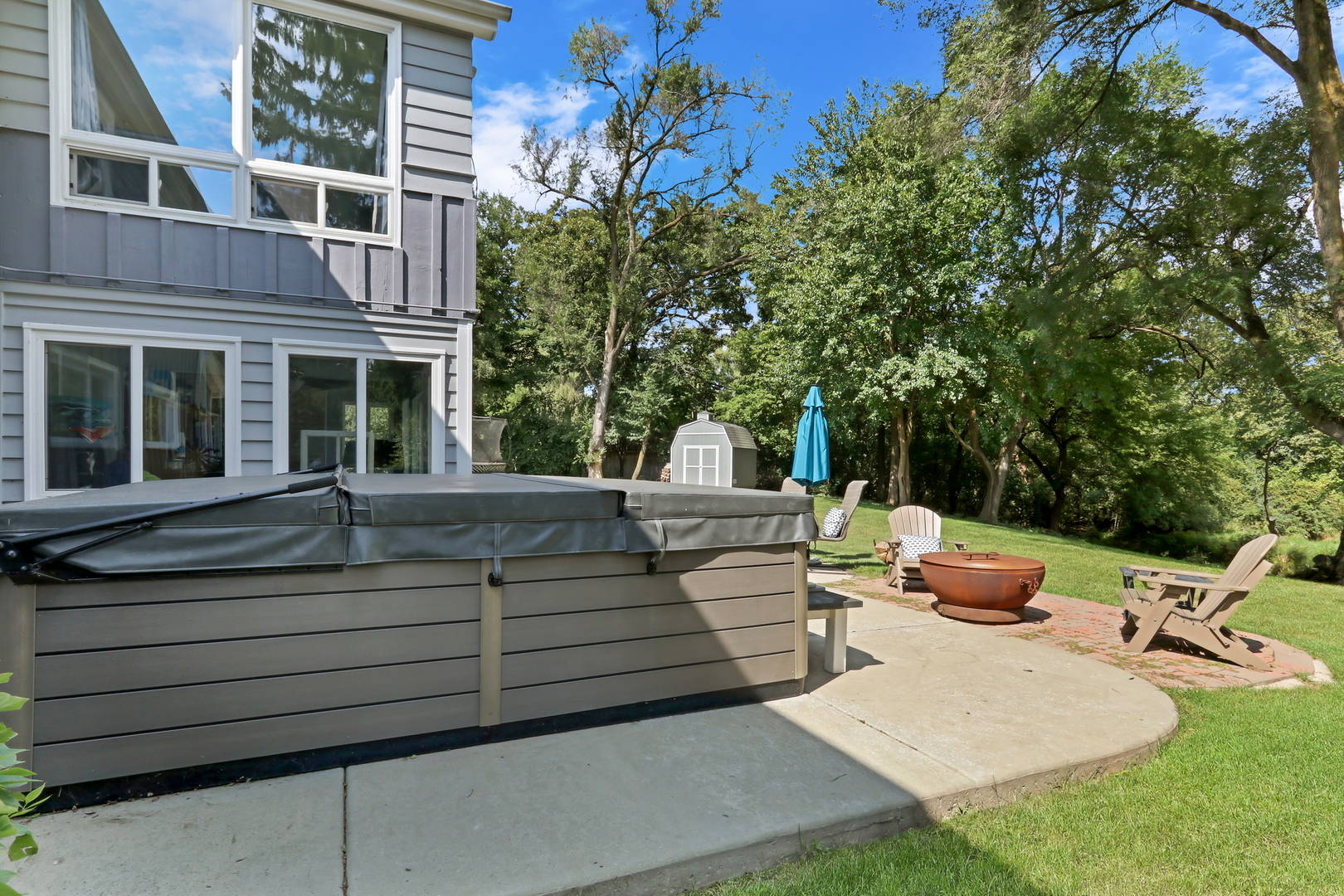 16400 W Kelly Road, Wadsworth, IL 60083