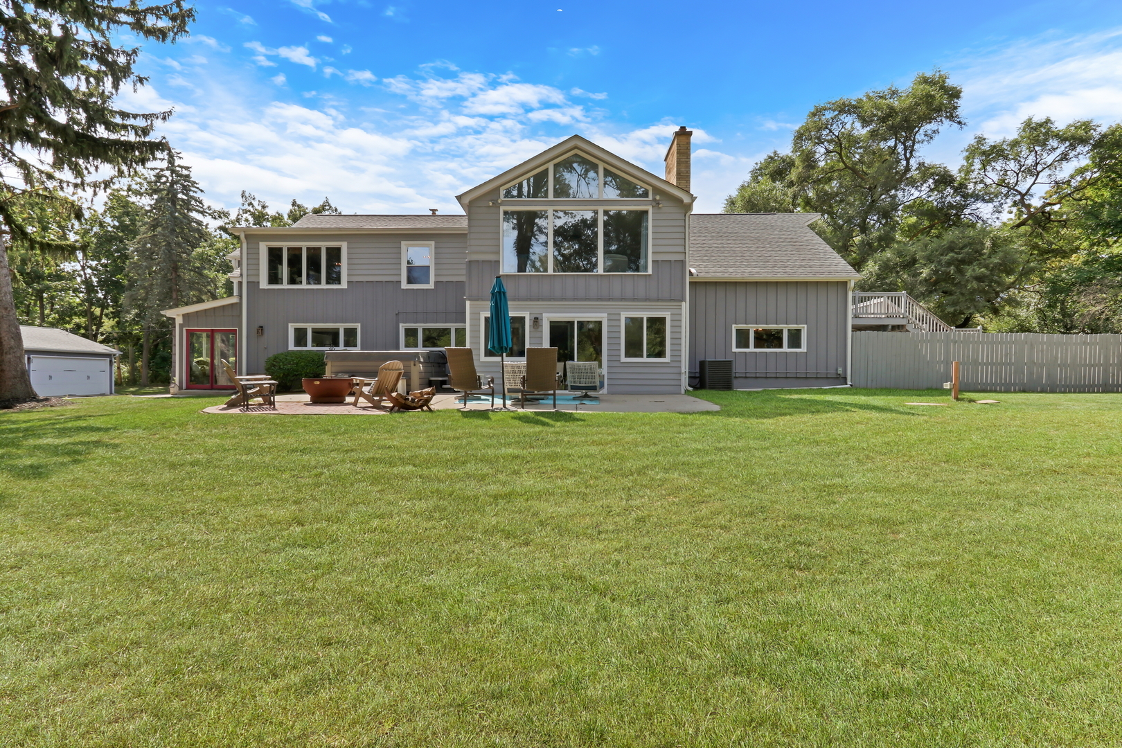 16400 W Kelly Road, Wadsworth, IL 60083