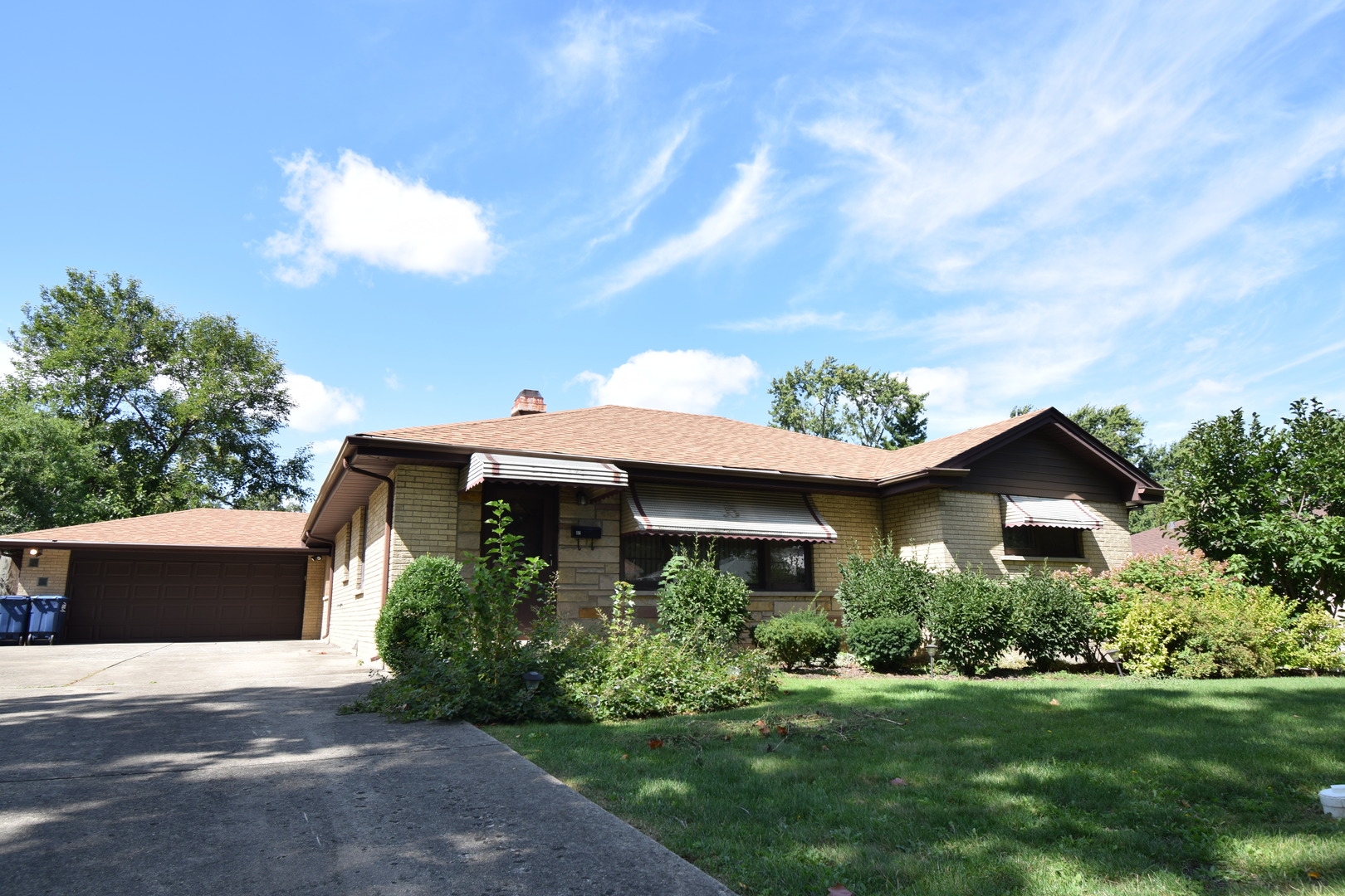 1114 Hewitt Drive, Des Plaines, IL 60016