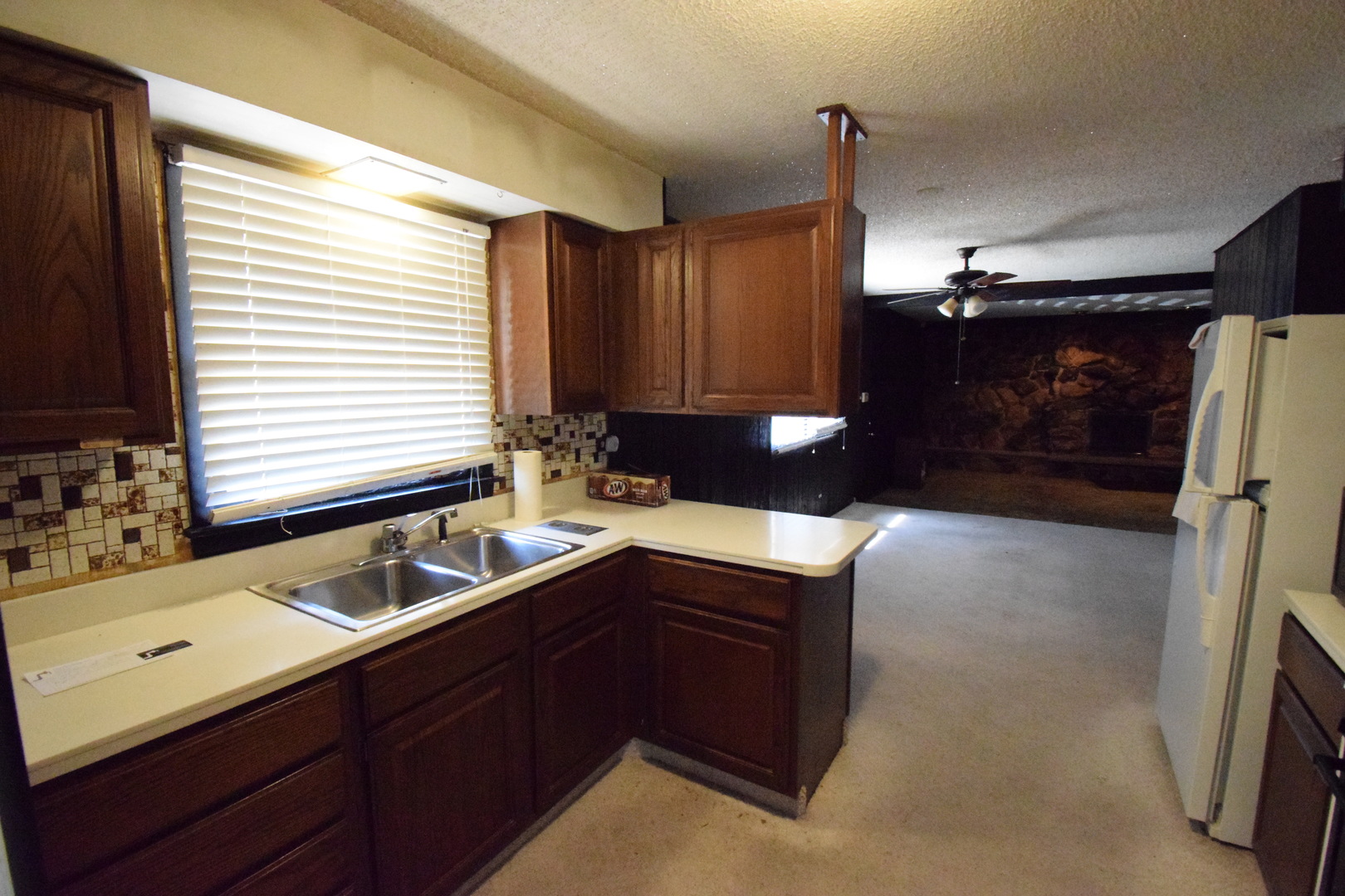 1114 Hewitt Drive, Des Plaines, IL 60016