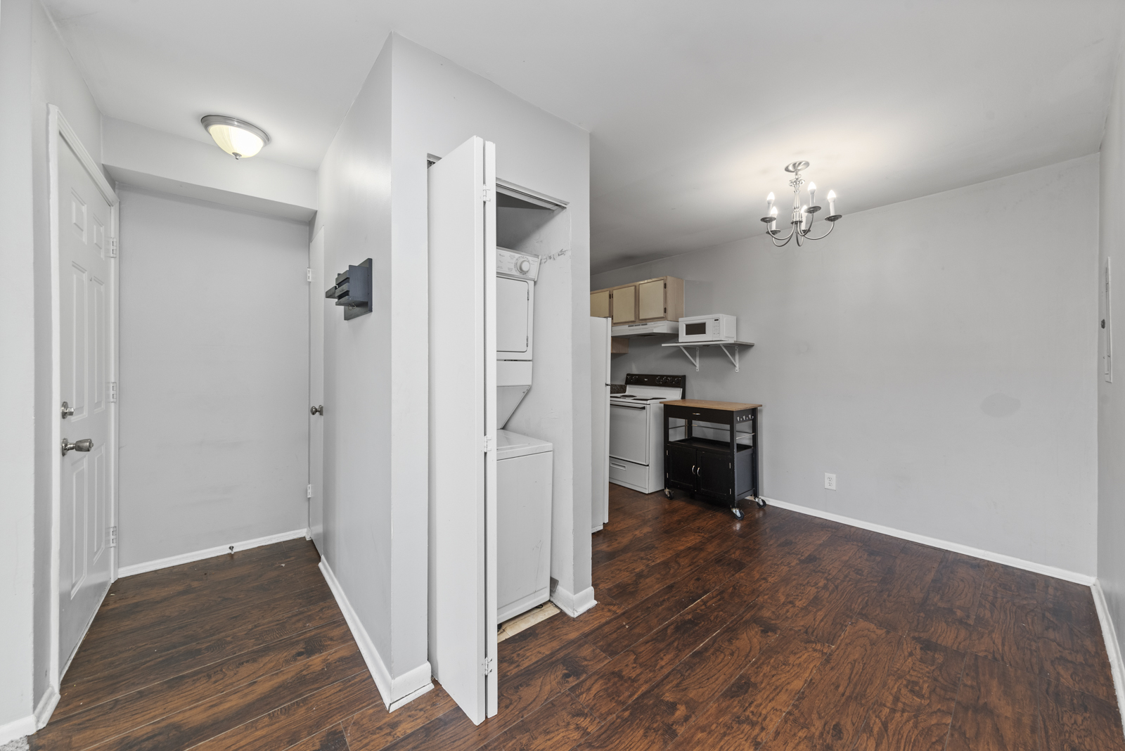 2400 Light Road #212, Oswego, IL 60543