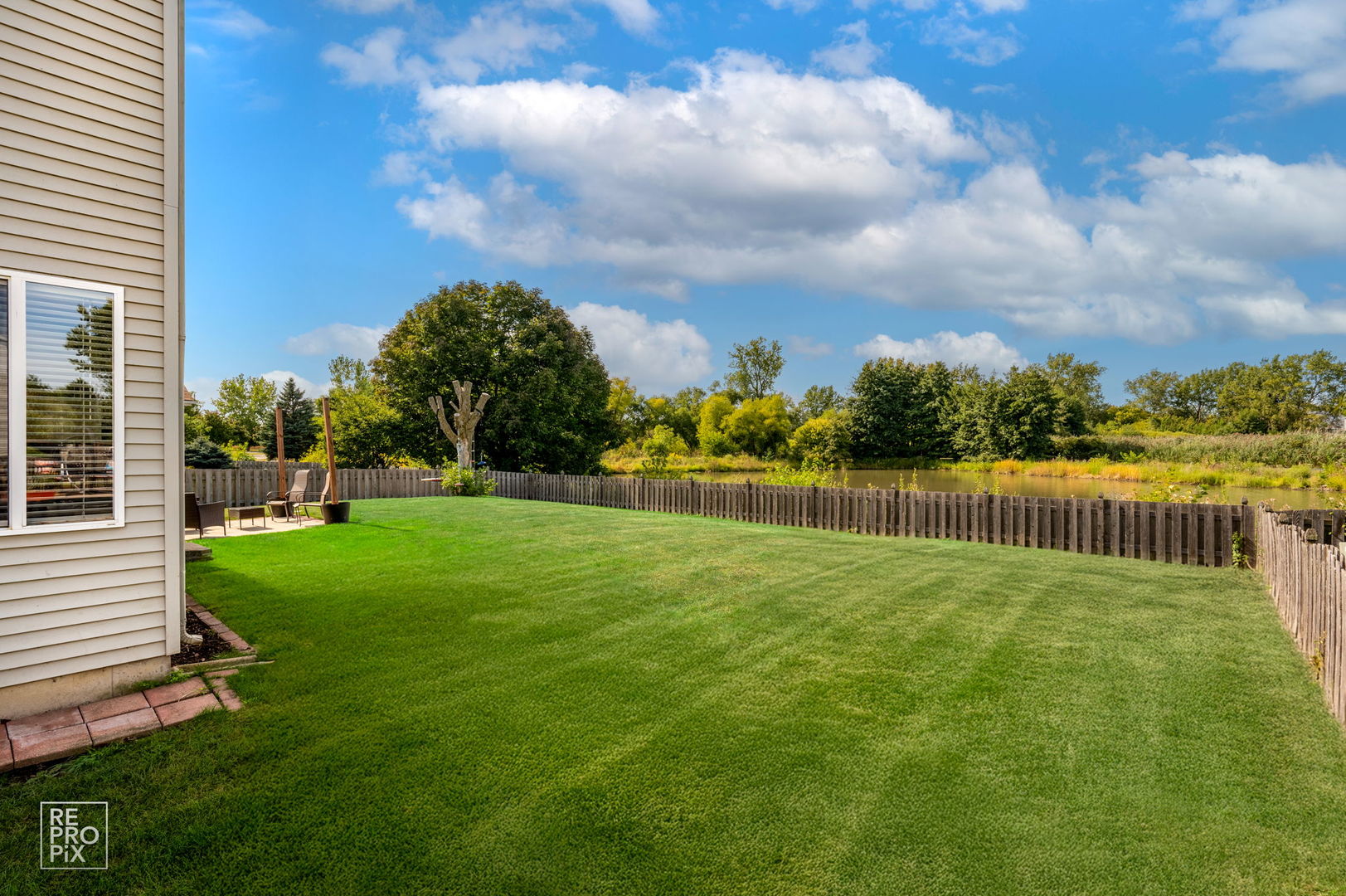 1354 S Abington Lane, Round Lake, IL 60073