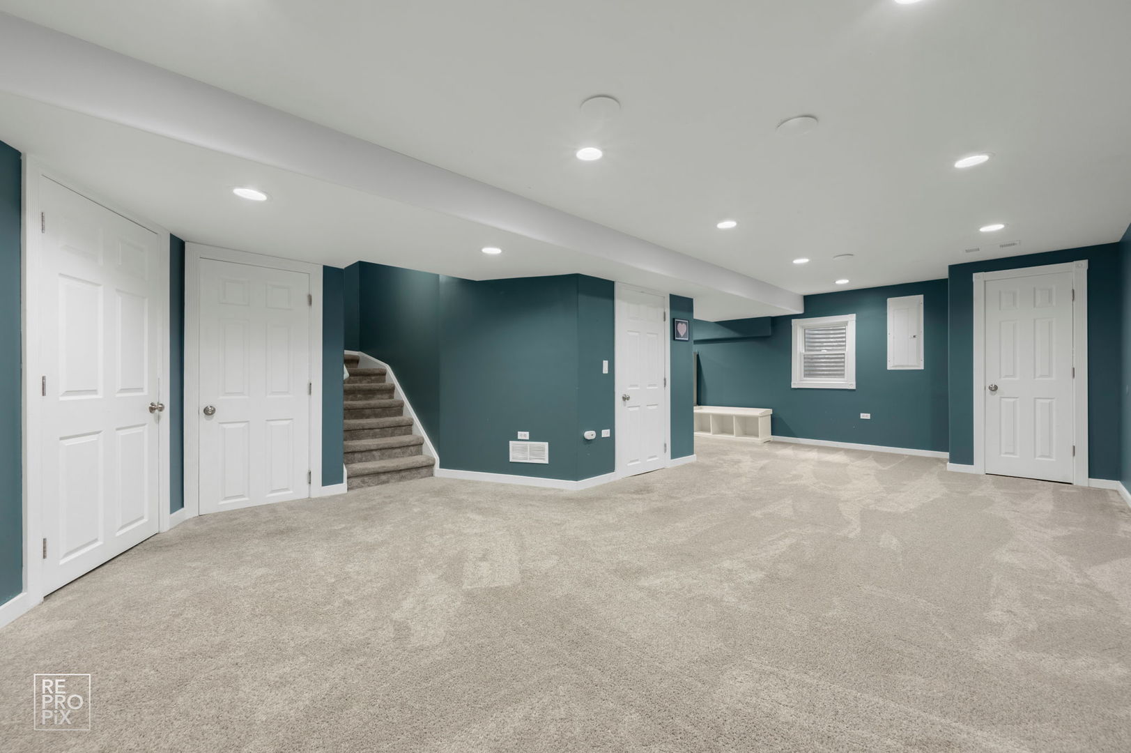 1354 S Abington Lane, Round Lake, IL 60073