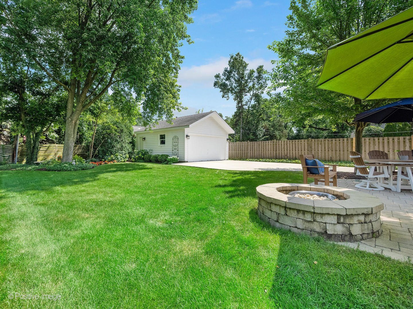 213 Walker Avenue, Clarendon Hills, IL 60514