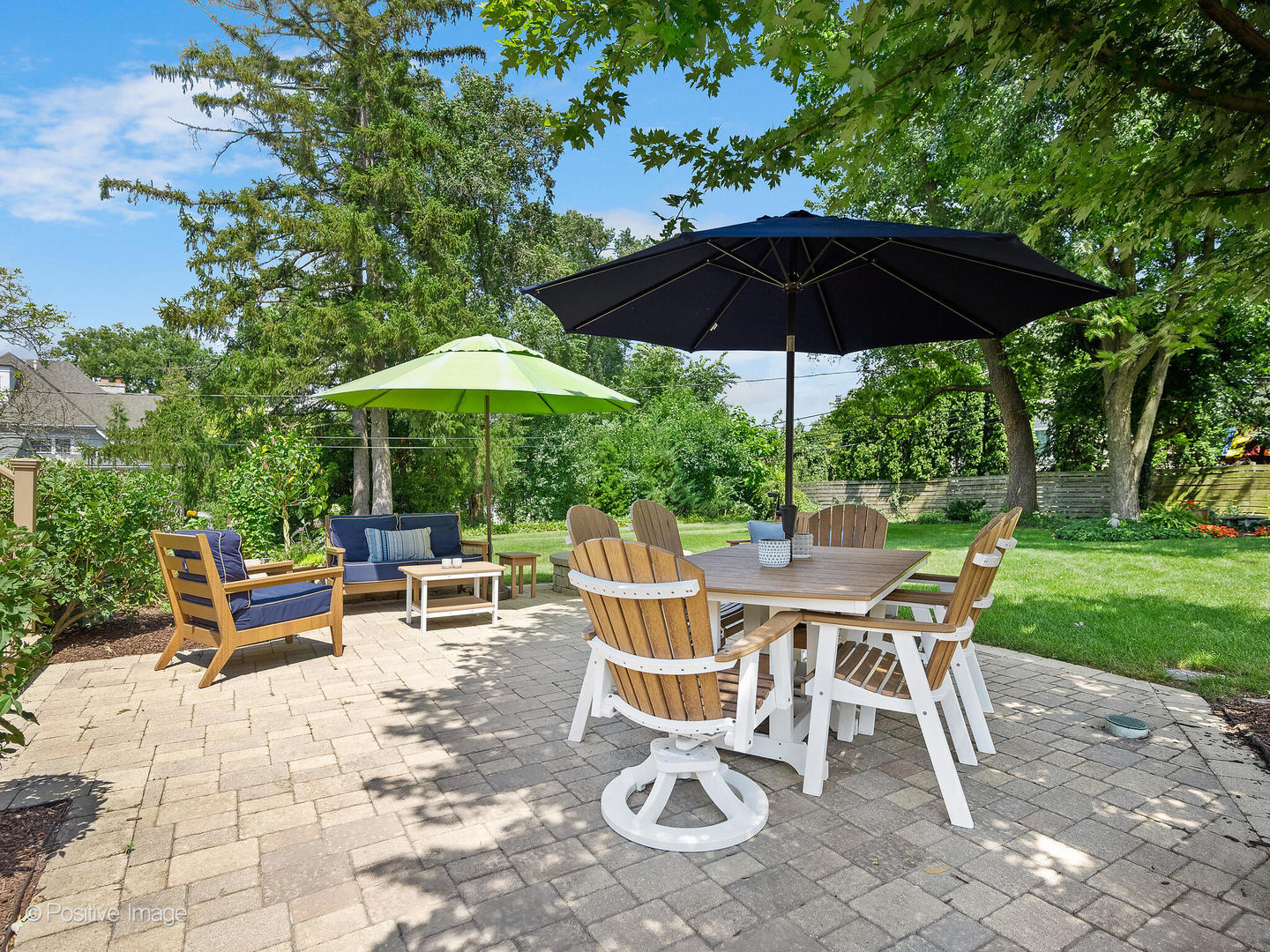 213 Walker Avenue, Clarendon Hills, IL 60514