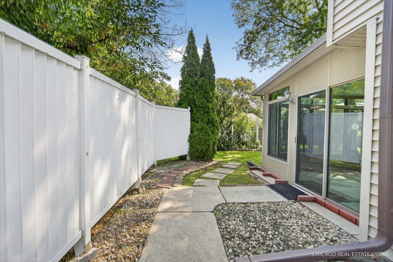 129 Caryville Lane, Schaumburg, IL 60193