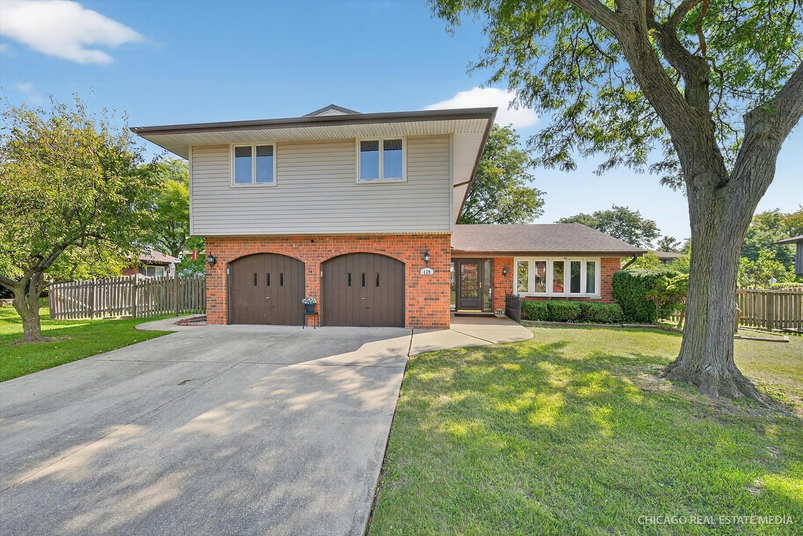129 Caryville Lane, Schaumburg, IL 60193