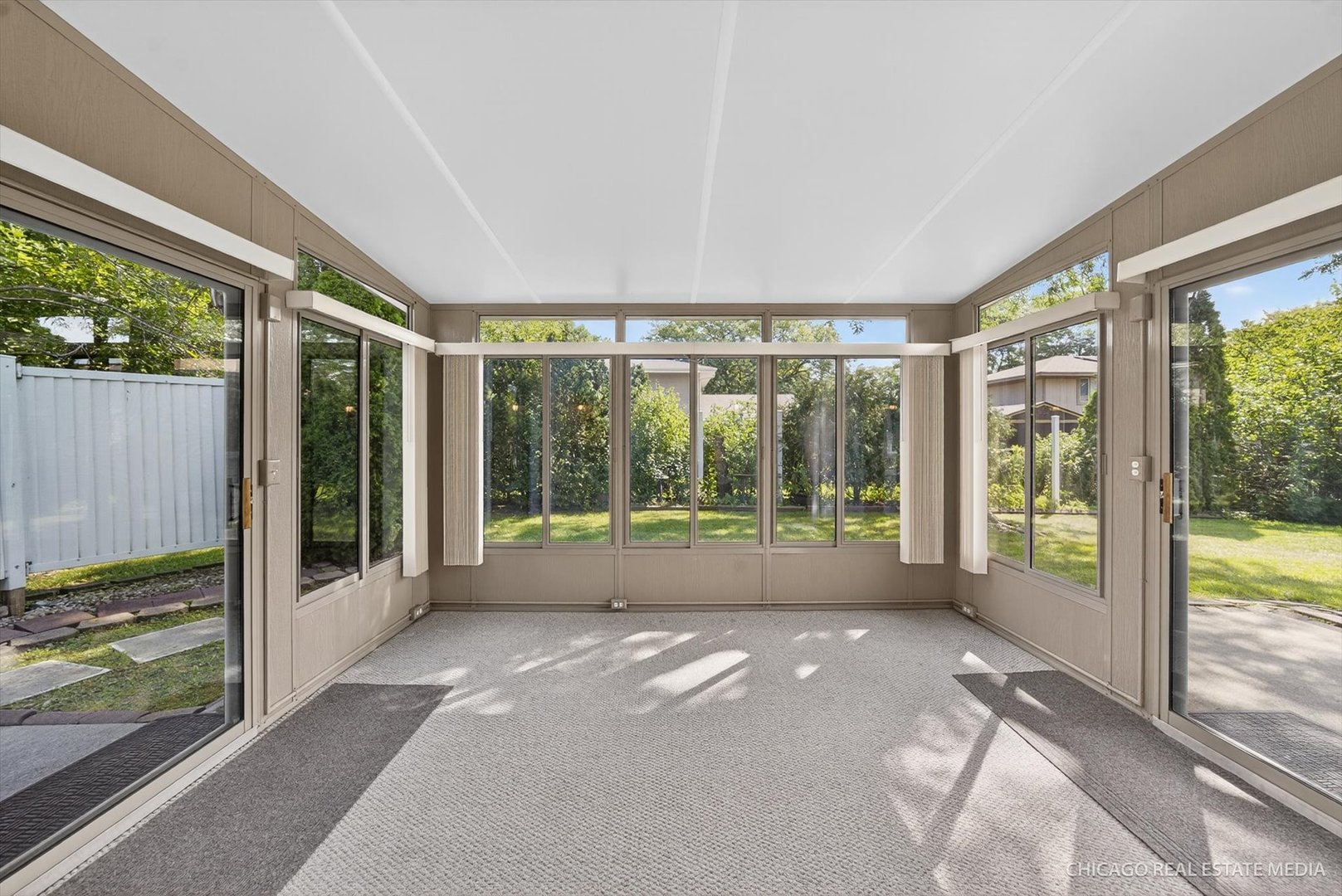 129 Caryville Lane, Schaumburg, IL 60193