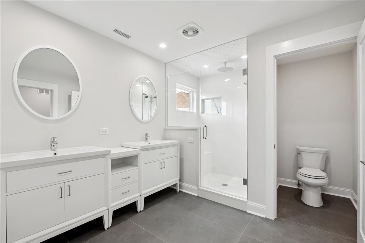 1905 N Nordica Avenue, Chicago, IL 60707