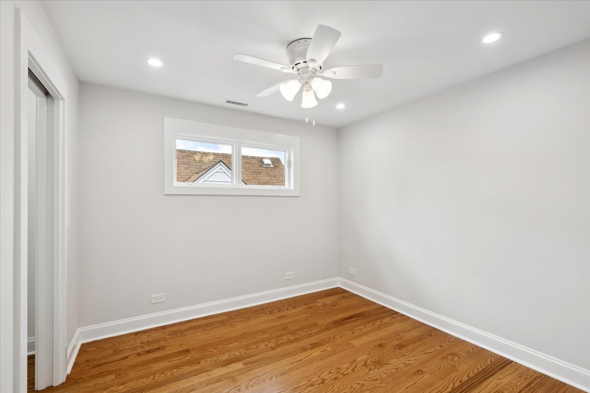 1905 N Nordica Avenue, Chicago, IL 60707