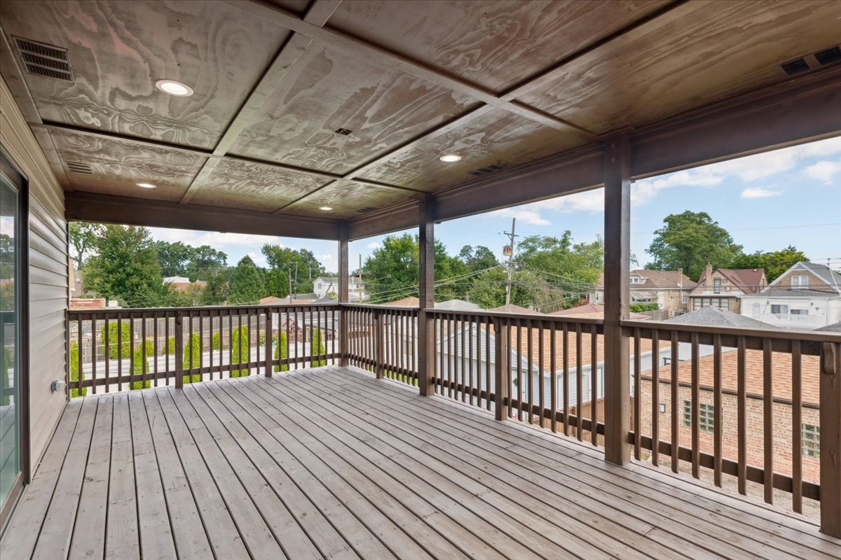 1905 N Nordica Avenue, Chicago, IL 60707