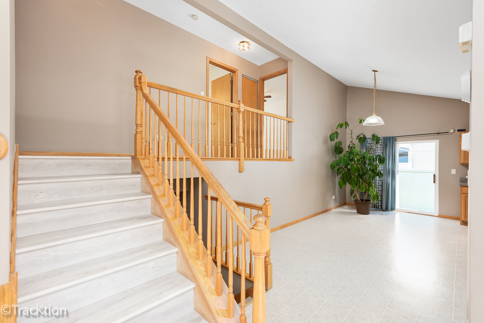 2703 Oak Ridge Lane, Joliet, IL 60435