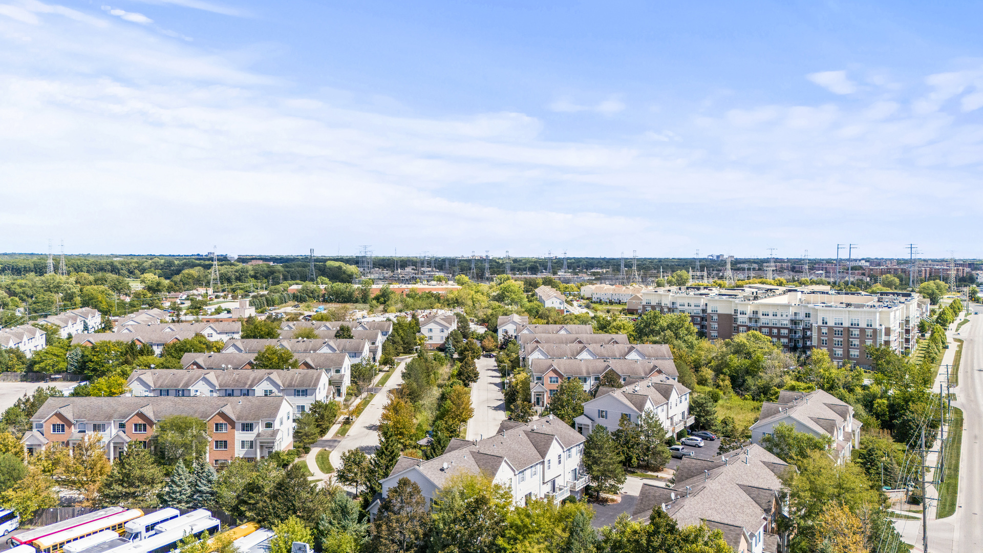 738 Hanbury Drive #738, Des Plaines, IL 60016