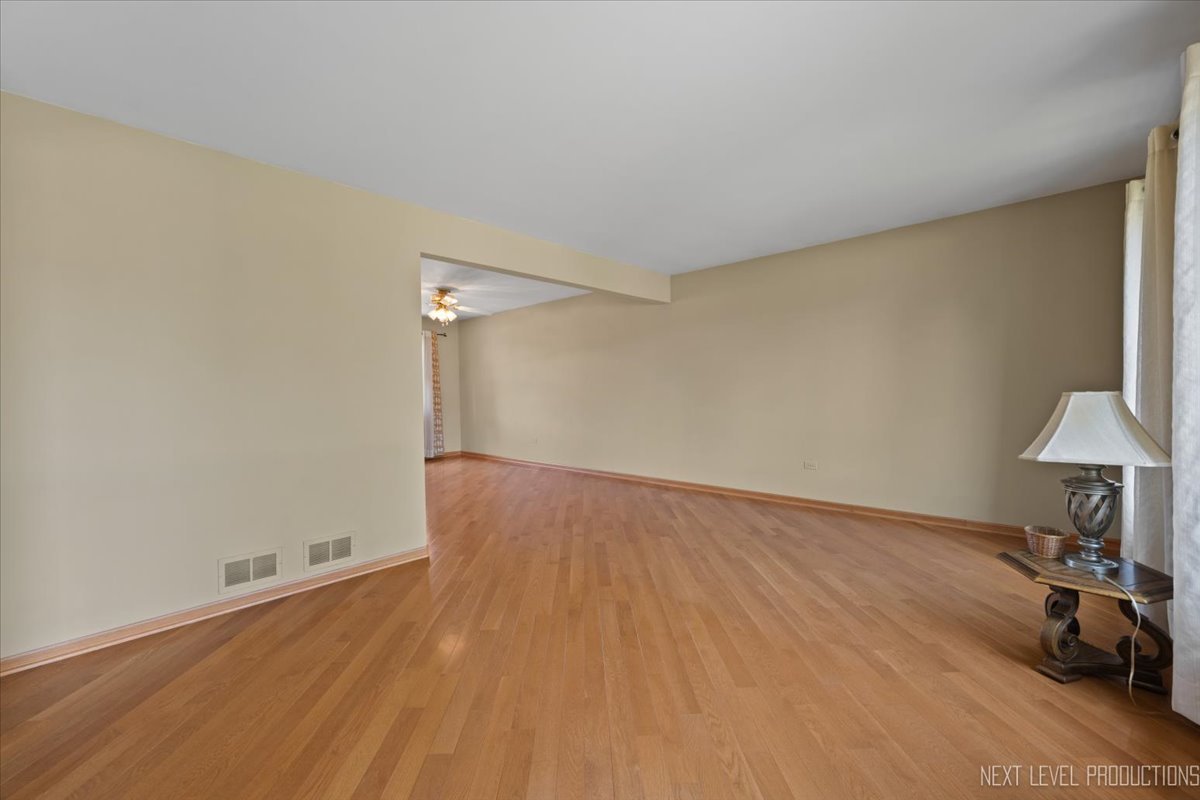 17418 Avon Lane, Tinley Park, IL 60487
