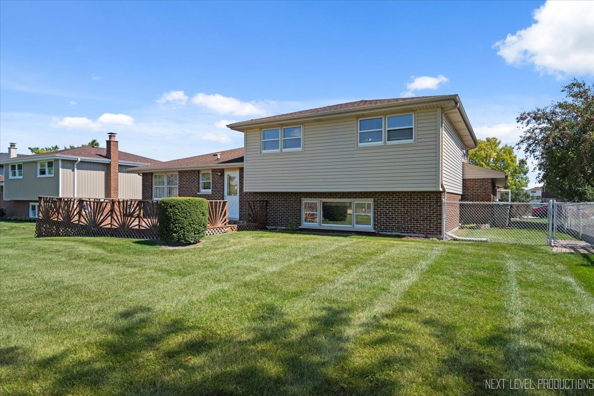 17418 Avon Lane, Tinley Park, IL 60487