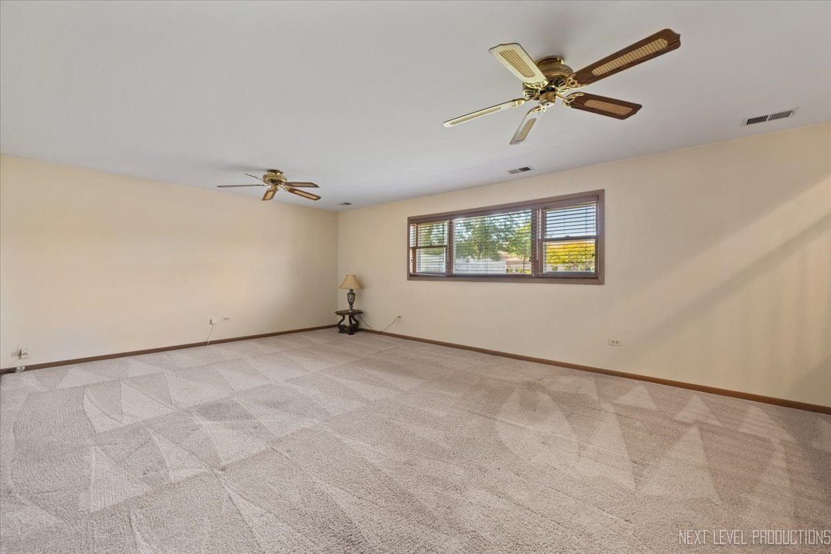 17418 Avon Lane, Tinley Park, IL 60487