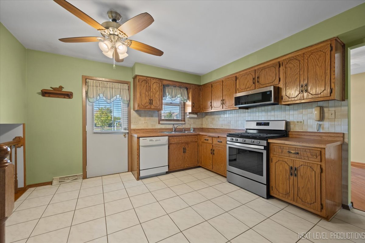17418 Avon Lane, Tinley Park, IL 60487