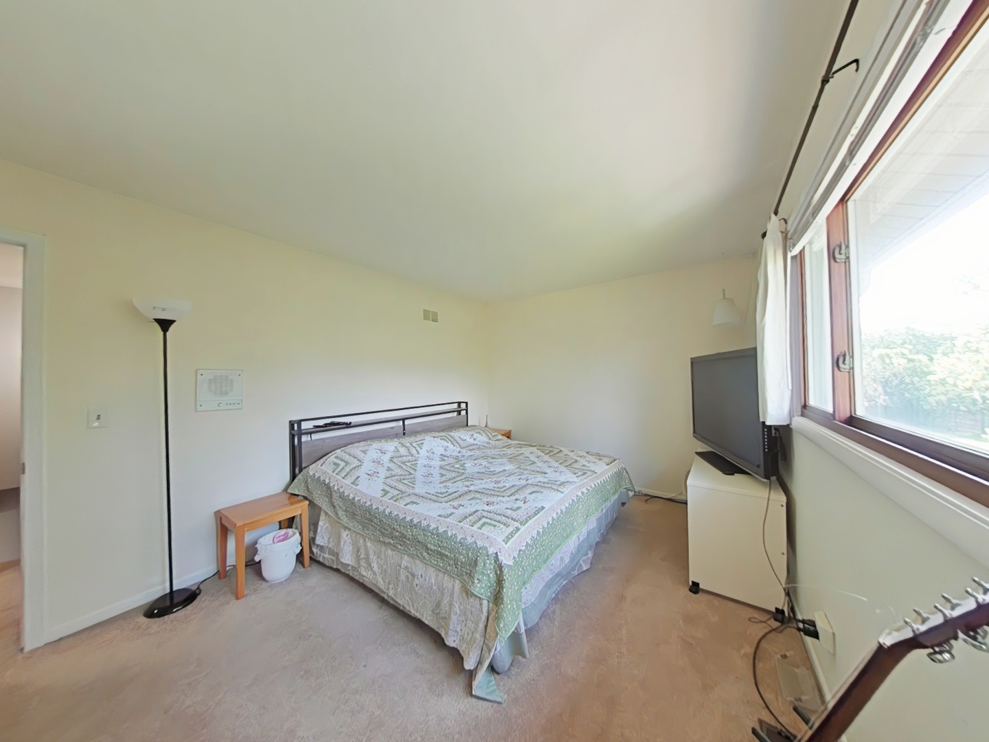 4400 Waubansie Lane, Lisle, IL 60532