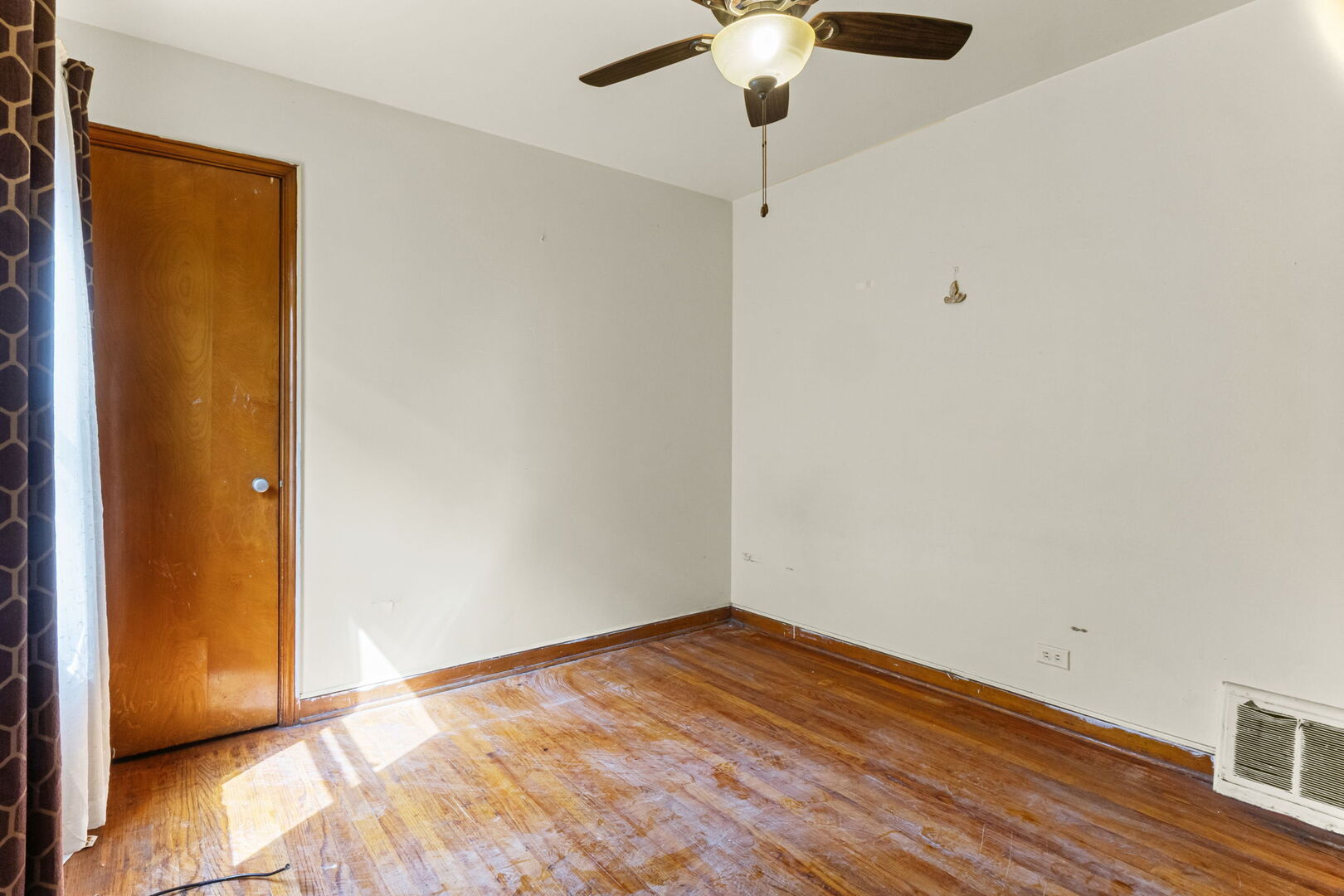 8043 S Yale Avenue, Chicago, IL 60620