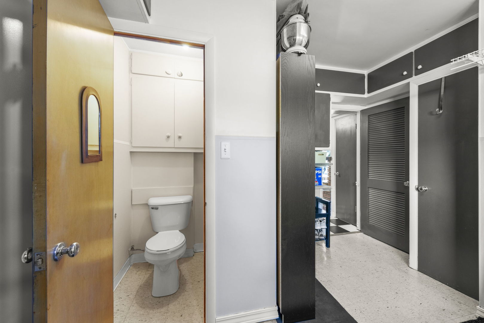 326 DWIGHT Avenue, Joliet, IL 60436