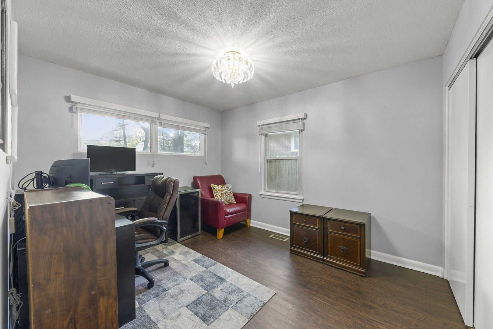 326 DWIGHT Avenue, Joliet, IL 60436