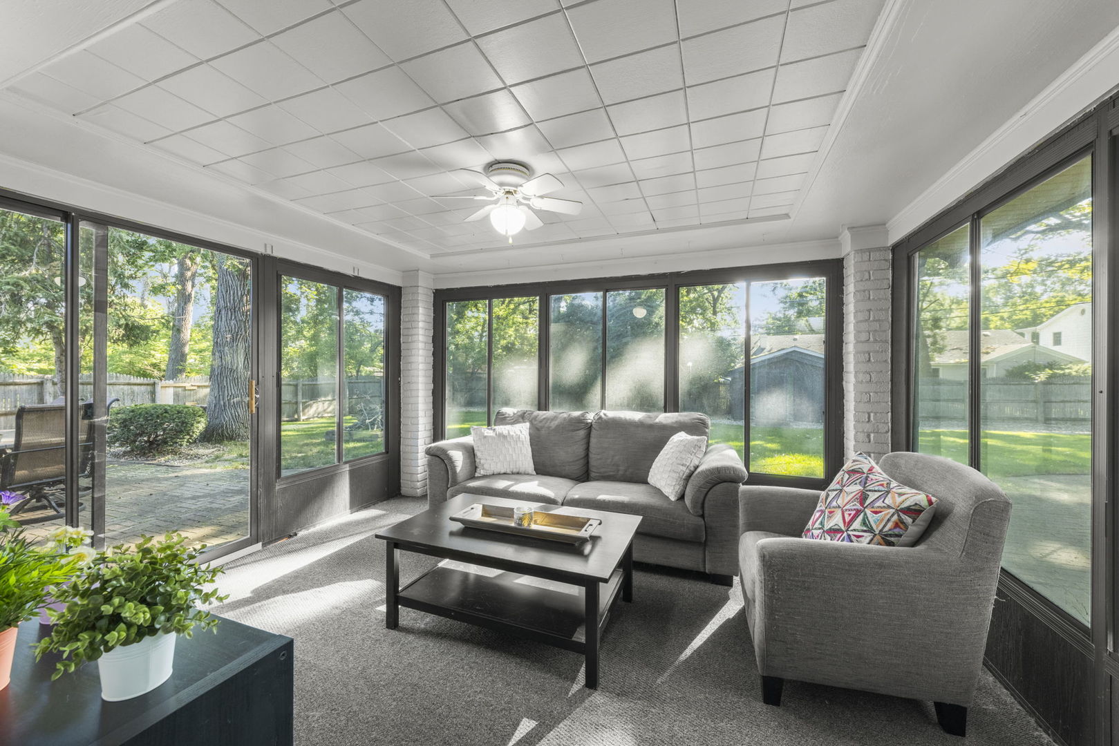 326 DWIGHT Avenue, Joliet, IL 60436