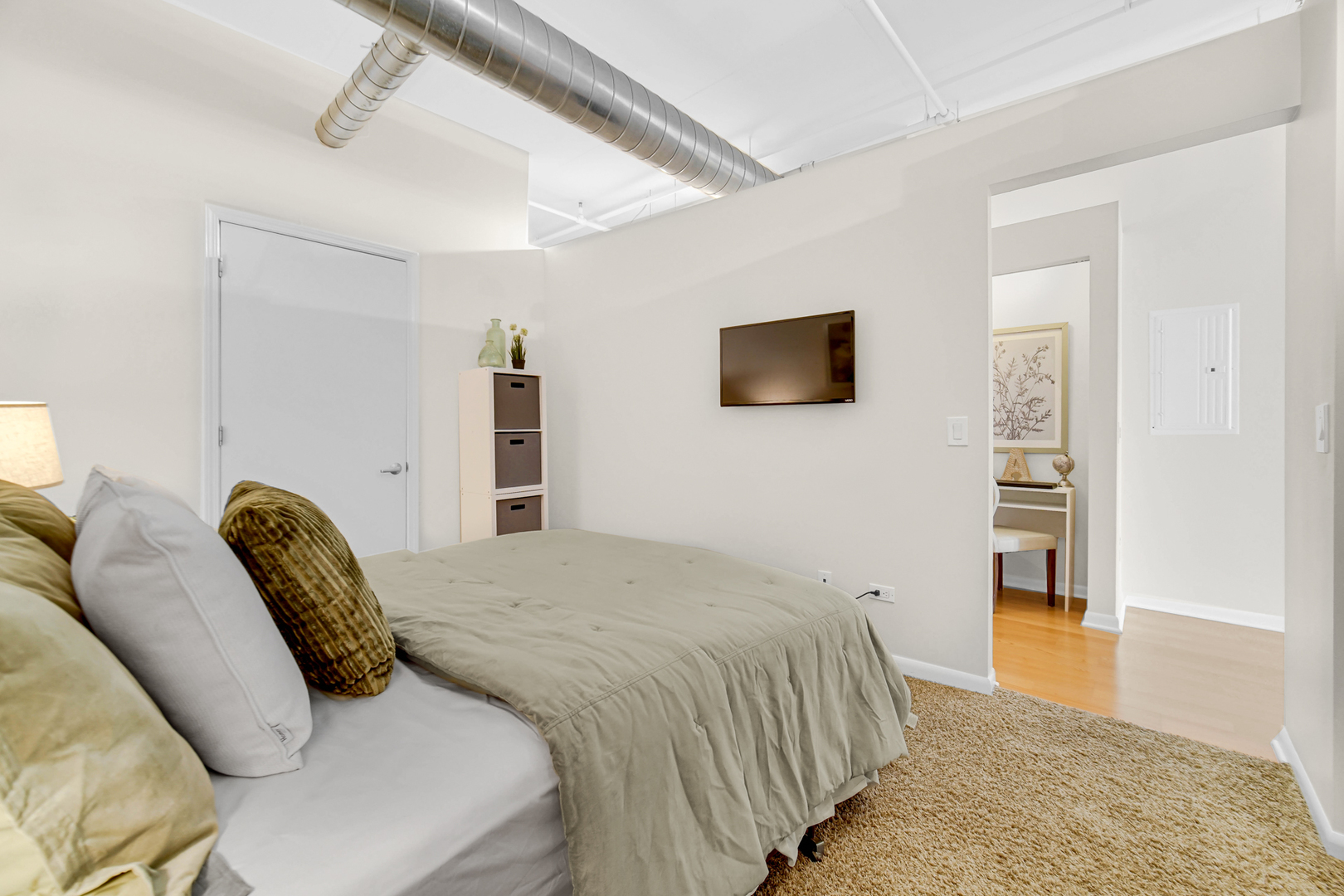 212 E Cullerton Street #1109, Chicago, IL 60616