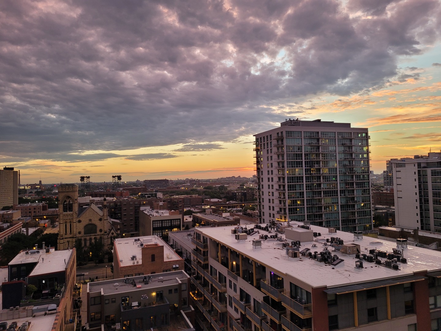 212 E Cullerton Street #1109, Chicago, IL 60616