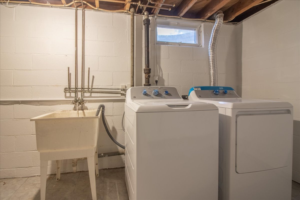 2211 Black Road, Joliet, IL 60435