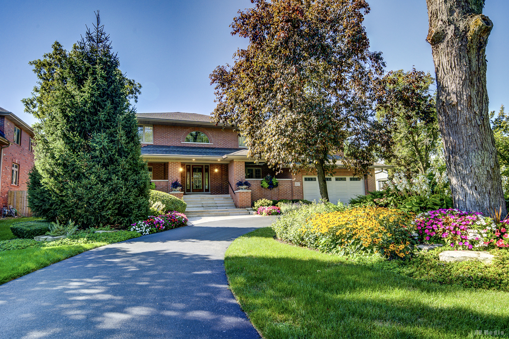 807 Hitchcock Avenue, Lisle, IL 60532