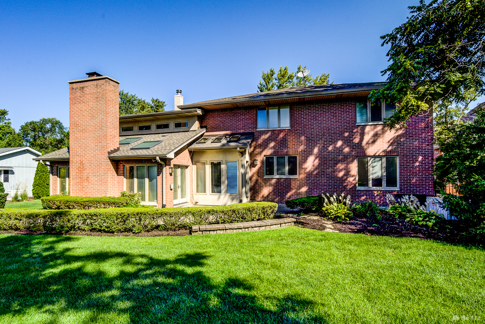 807 Hitchcock Avenue, Lisle, IL 60532