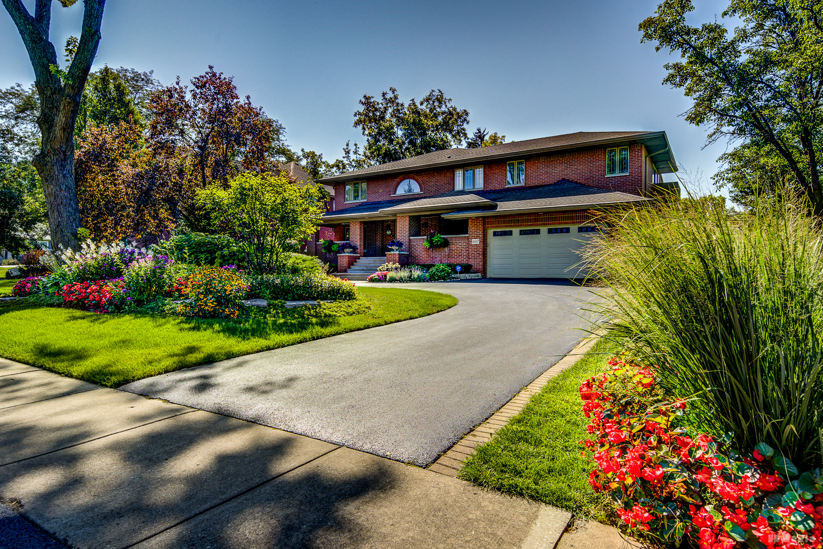 807 Hitchcock Avenue, Lisle, IL 60532